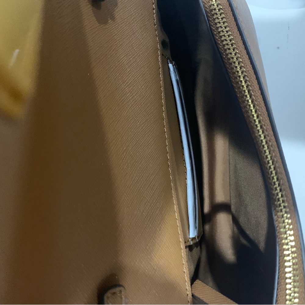 NWT TORY BURCH EMERSON Top Handle Leather Crossbody bag with Chain Strap - Picture 7 of 9